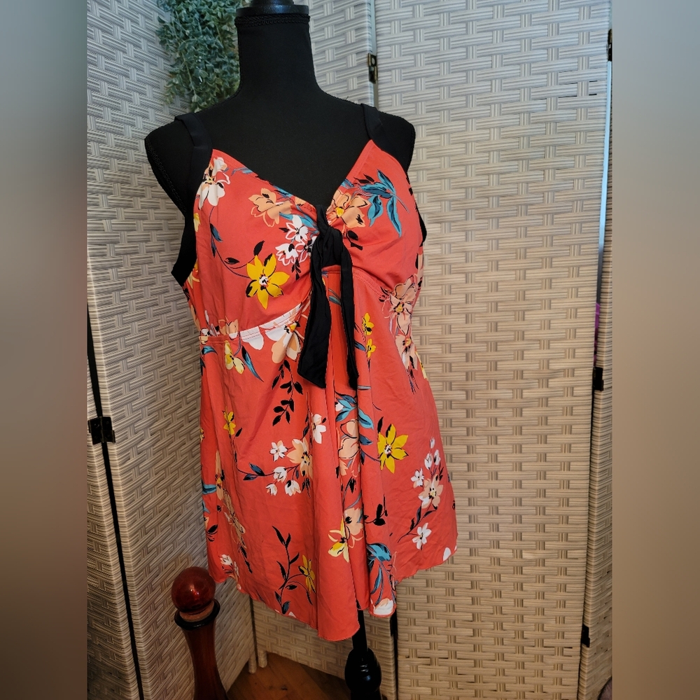 Avenue tankini top 20w flyaway floral